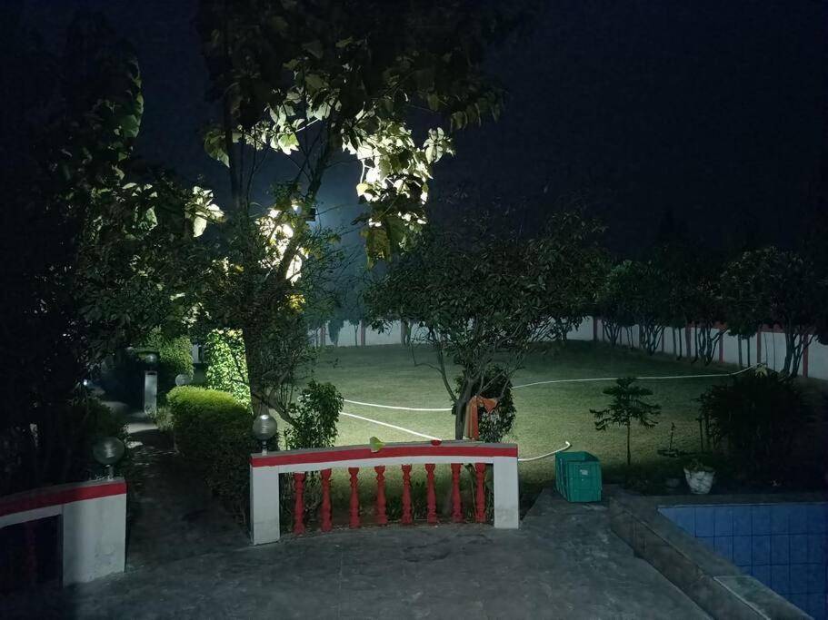 Вилла Achal Farm जंगल में मंगल Гургаон Экстерьер фото
